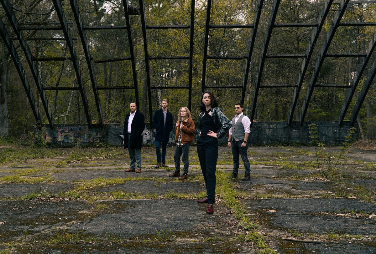 BEYOND Bandfoto